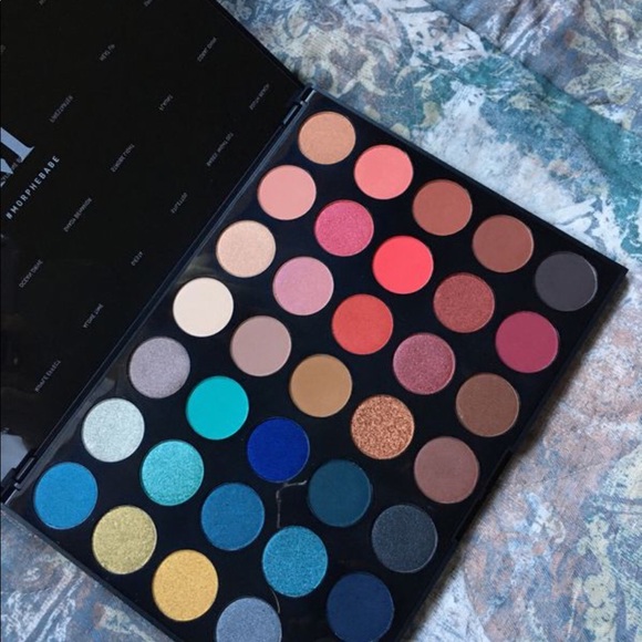 🌈Morphe 35H hot spot palette NWT 🌈 - Picture 3 of 7